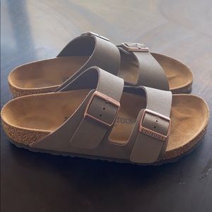 Birkenstock Sandals - Arizona - size 39 / 8.5 US